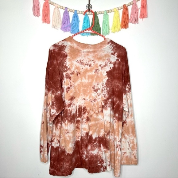 Free People We The Free Long Sleeve Oversized Pink Maroon Tie Dye Shirt Medium - Picture 2 of 14